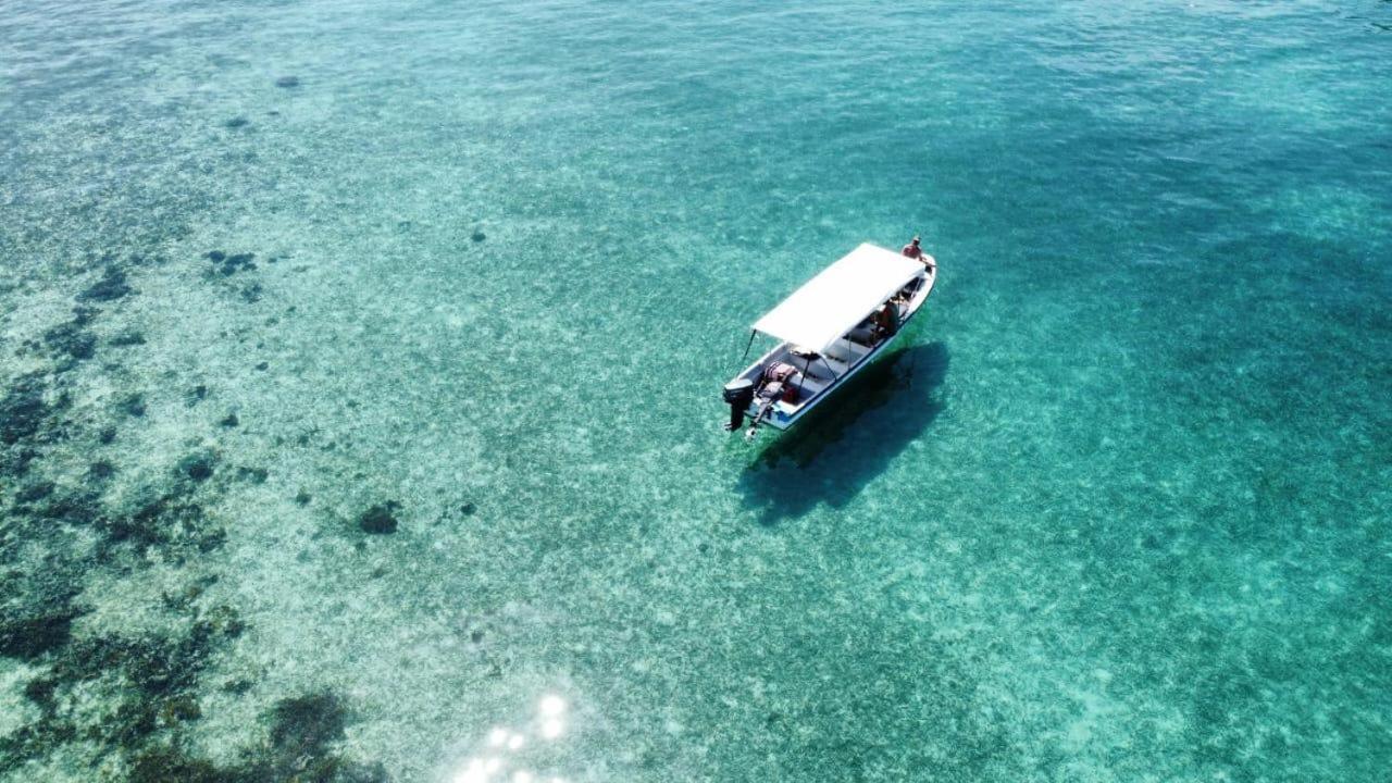Hotel Puntanorte Tintipan Island Exterior foto