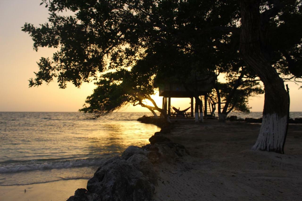 Hotel Puntanorte Tintipan Island Exterior foto