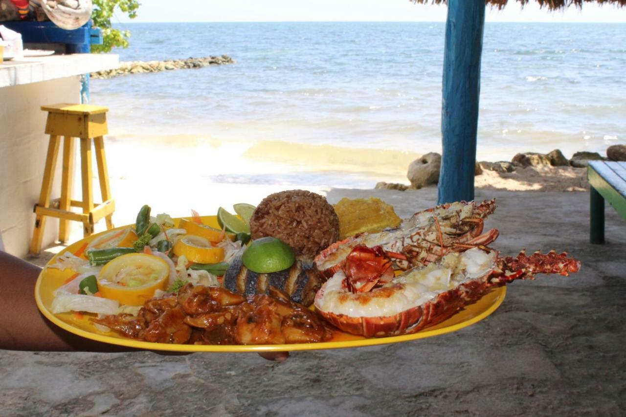 Hotel Puntanorte Tintipan Island Exterior foto